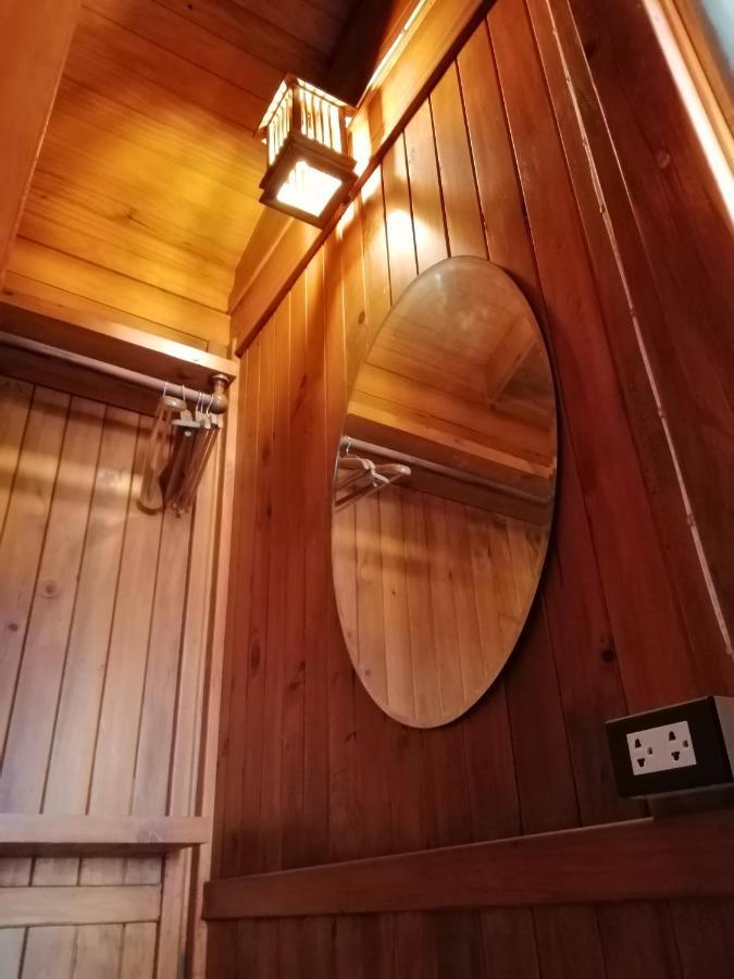 Wood House Pattaya Hotel Екстериор снимка