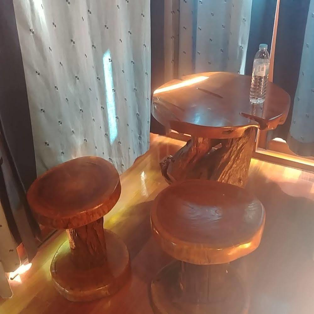 Wood House Pattaya Hotel Екстериор снимка